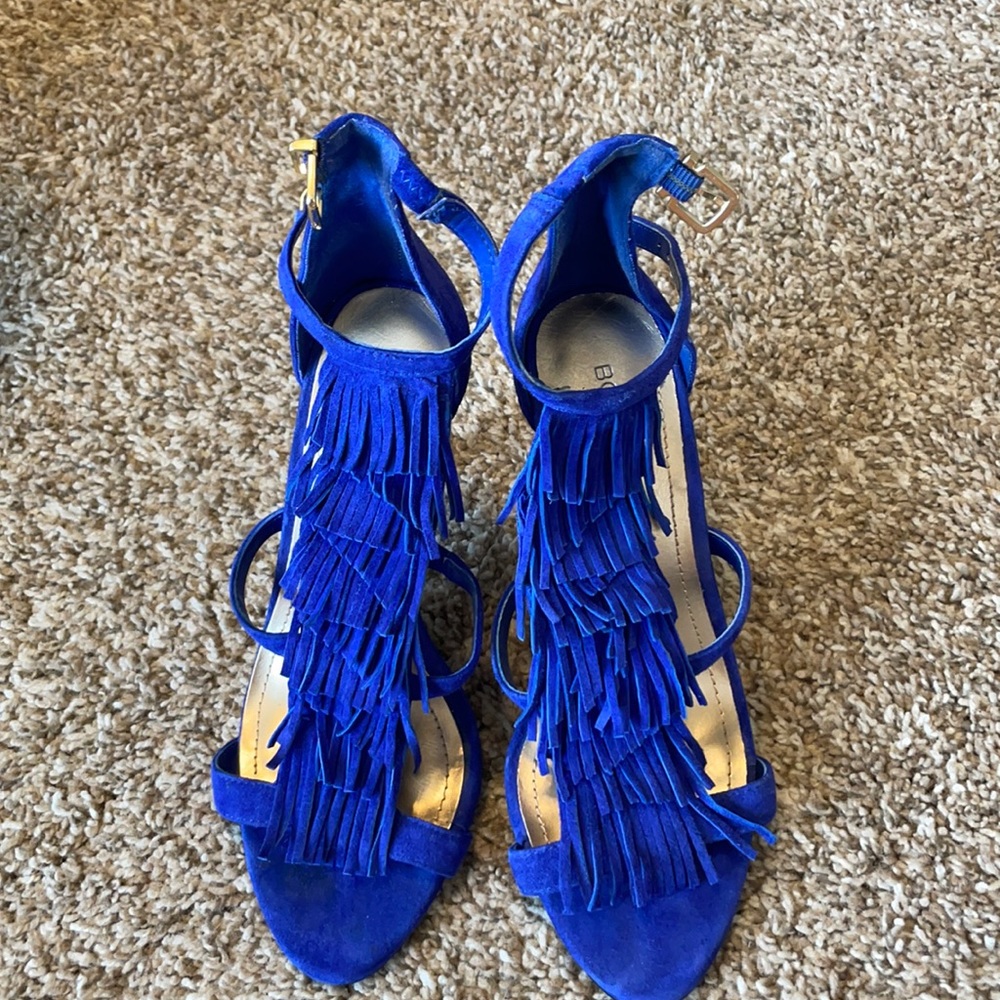 BCBG blue velvet heels